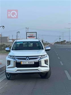 میتسوبیشی L200